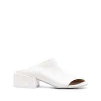 marsèll sandales à design asymétrique - blanc