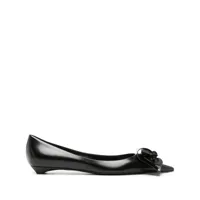 prada floral-appliqué ballerina shoes - noir