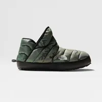 the north face chaussons d&#39;hiver thermoball&#8482; traction pour homme thyme brushwood camo print-tnf black taille 39