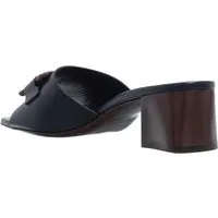 tod's slippers & mules, woven-logo heeled mules en noir - pour dames