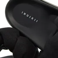 inuikii slippers & mules, oversized lino braid en noir - pour dames