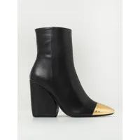 n° 21 leather ankle boots